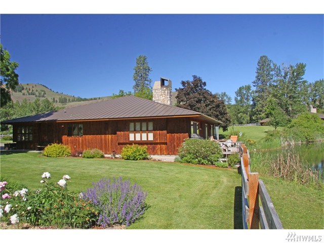For Sale: 523 E Chewuch Rd Winthrop, WA 98862