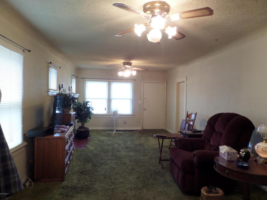 723 N 16th Ave