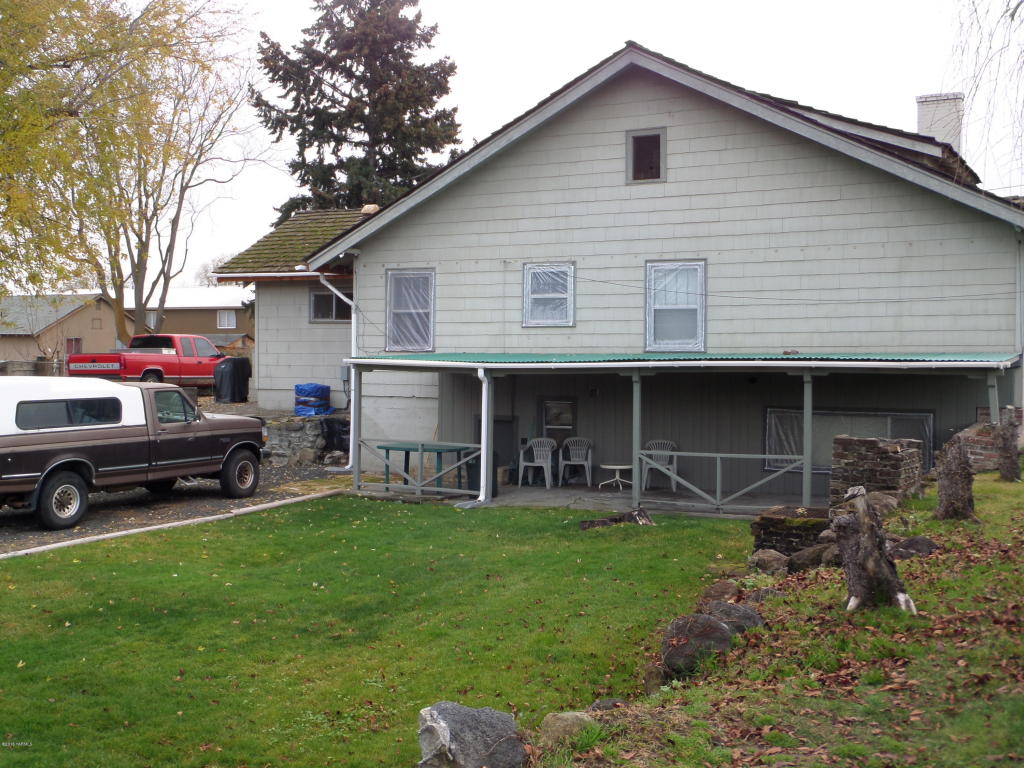 723 N 16th Ave
