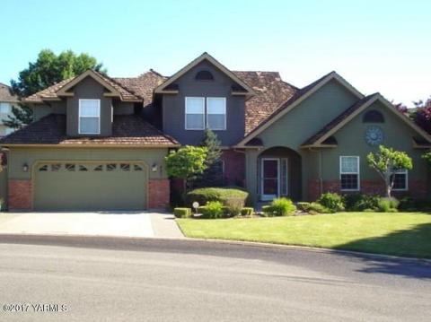 702 N 74th Ave