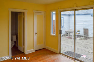 214 N 35th Ave