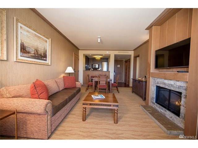 325 Division St #308