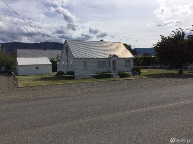For Sale: 720 E Second St Cle Elum, WA 98922