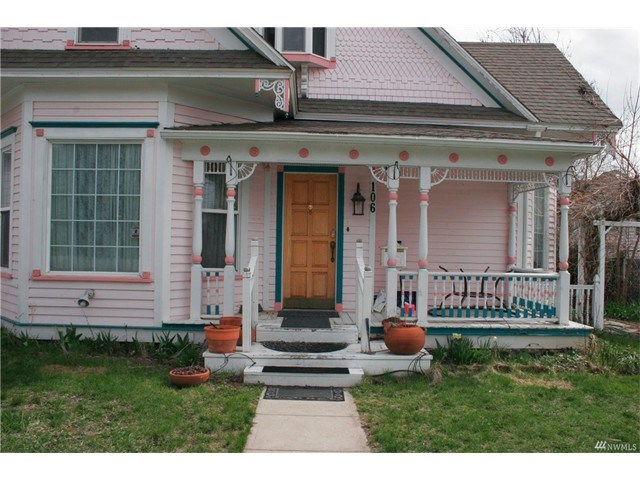 804 S Division