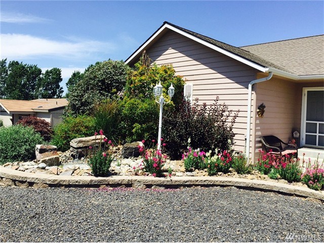 For Sale: 7054 SE Bellevue Othello, WA 99344