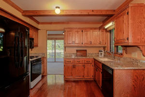 For Sale: 16435 Dane Ct E Brookfield, WI 53005