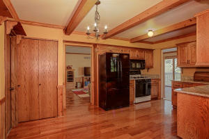 For Sale: 16435 Dane Ct E Brookfield, WI 53005