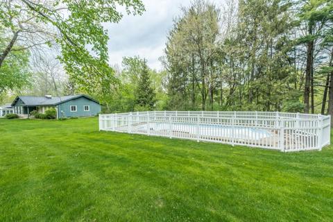 370 Thurow Dr