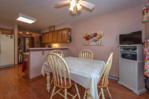 For Sale: n24w24210 Saddle Brook Dr #A Pewaukee, WI 53072