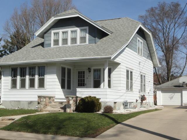 631 Grande Ave