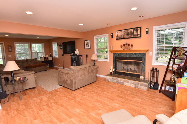 For Sale: 5012 330th Ave Burlington, WI 53105