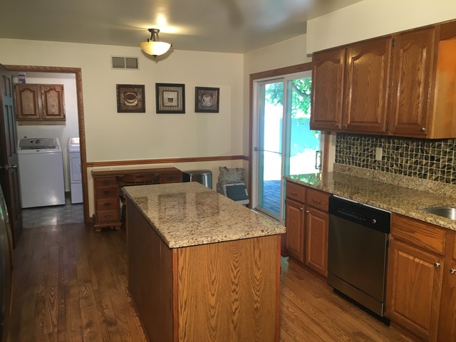 For Sale: 7204 White Pine Ct Franksville, WI 53126