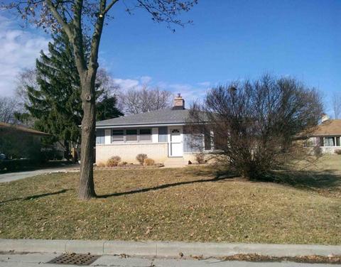 5090 Saxony Ln