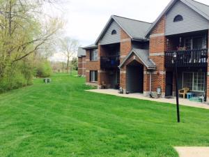 For Sale: s75w16665 Jacob Ct #APT 40 Muskego, WI 53150