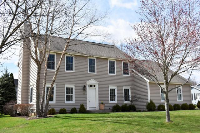 414 Fox River Hills Dr