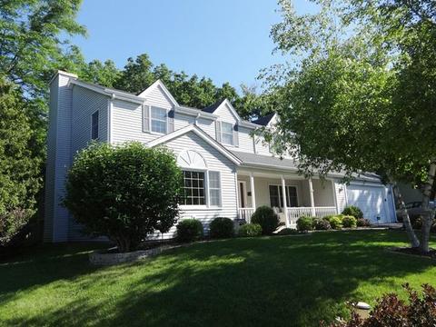 200 S River St