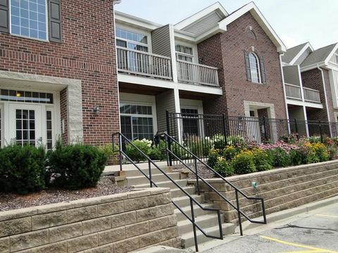 1117 E Main St