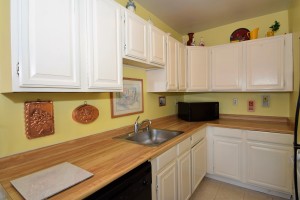 For Sale: 1028 E Juneau Ave #APT 808 Milwaukee, WI 53202