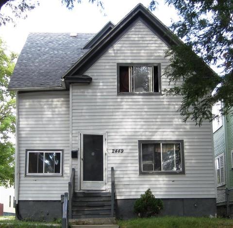 3254 N 30th St
