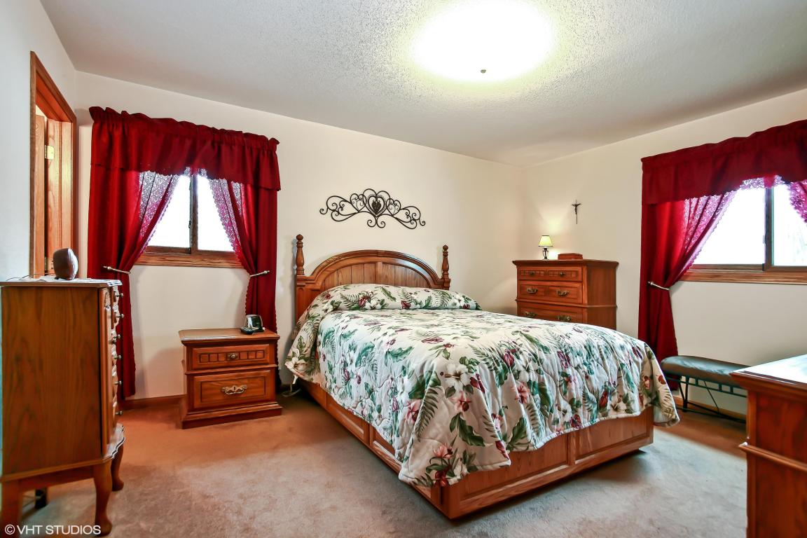 10006 W Calumet Rd