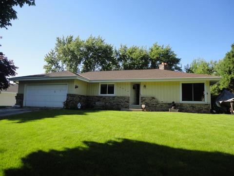 12228 W Douglas Ave
