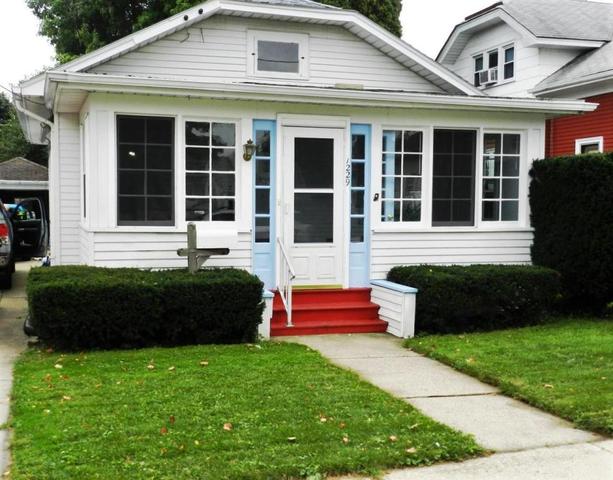 1936 Geneva St