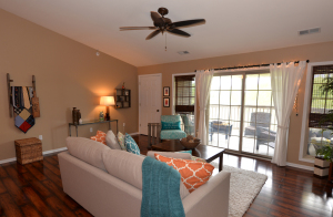 For Sale: 1019 Hunter Dr #APT 66 Racine, WI 53406