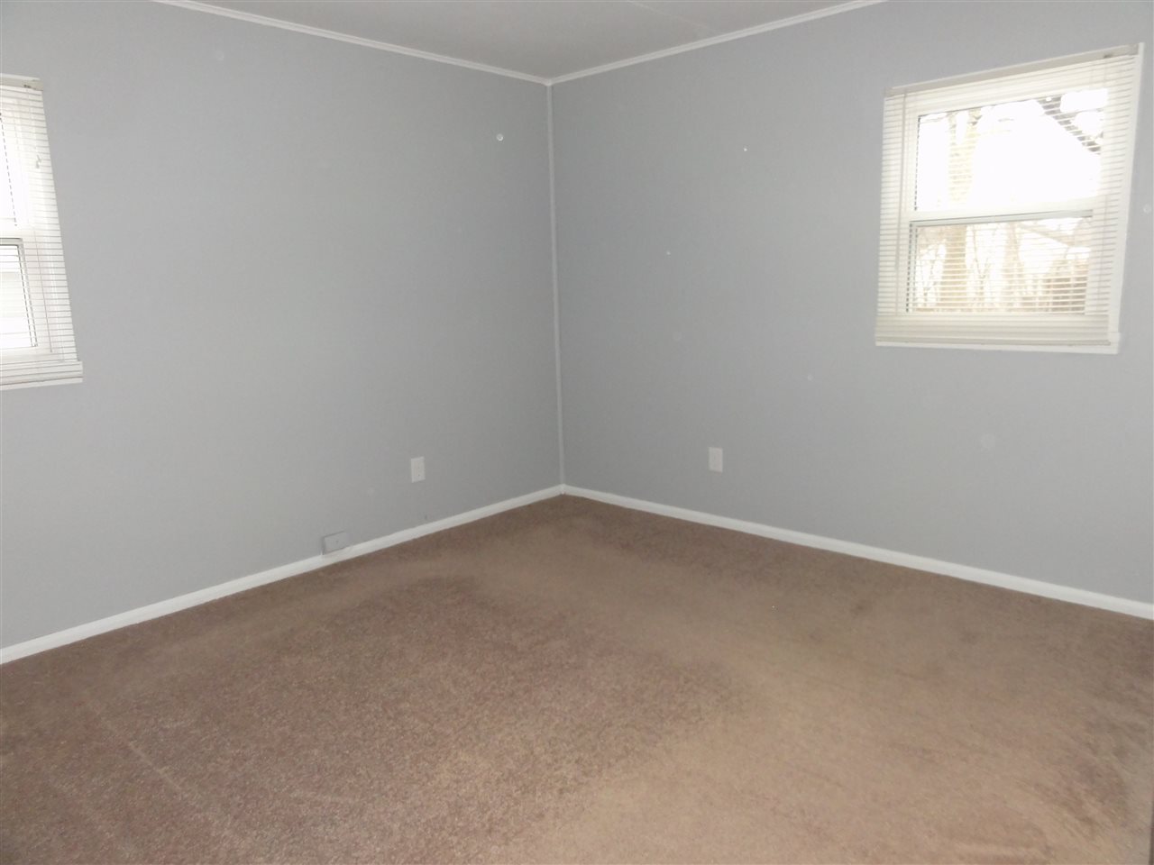 1137 Kenwood Ave