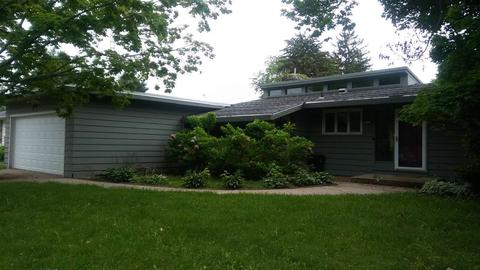 2517 Robinson Dr