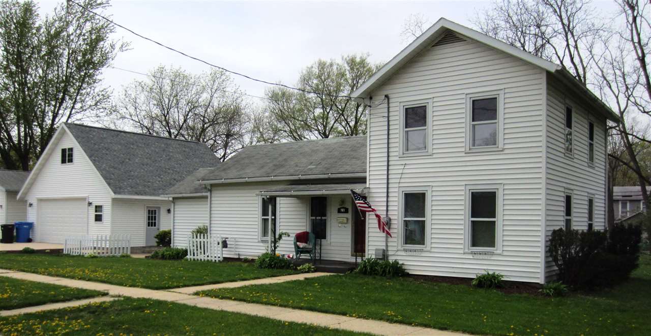 901 E 5th Ave, Brodhead WI 53520