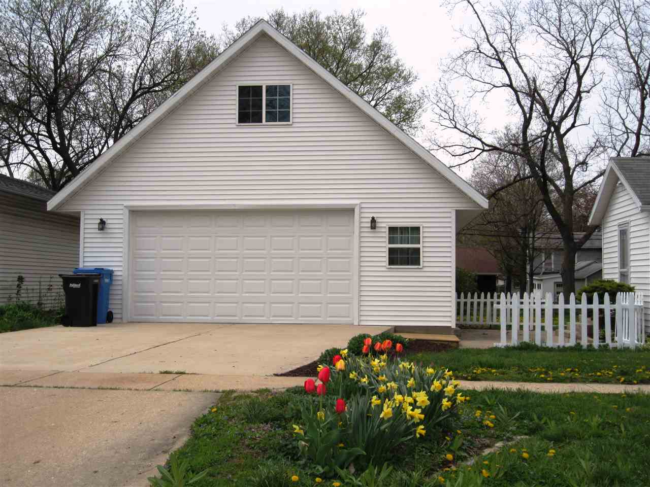 901 E 5th Ave, Brodhead WI 53520
