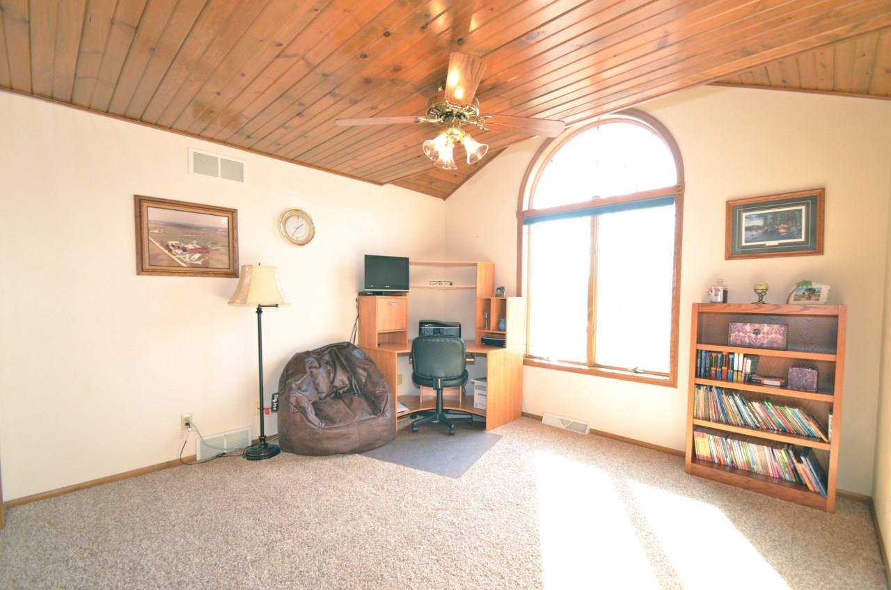 339 Country Clover Dr