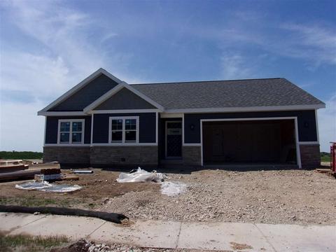 824 Shooting Star Cir