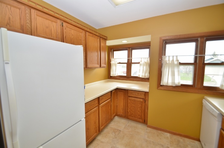 820 Acker Pkwy, De Forest WI 53532