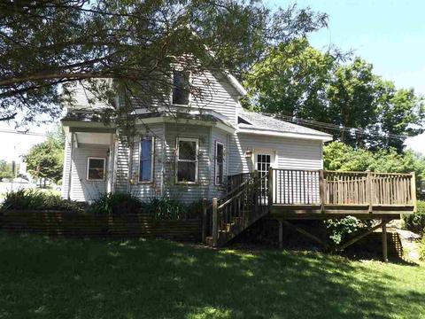 114 W Walnut St