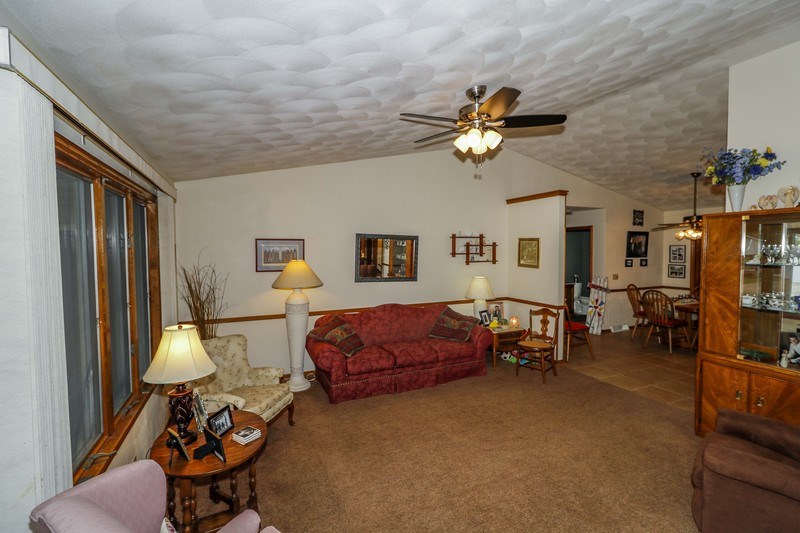 1504 Wildrose Way