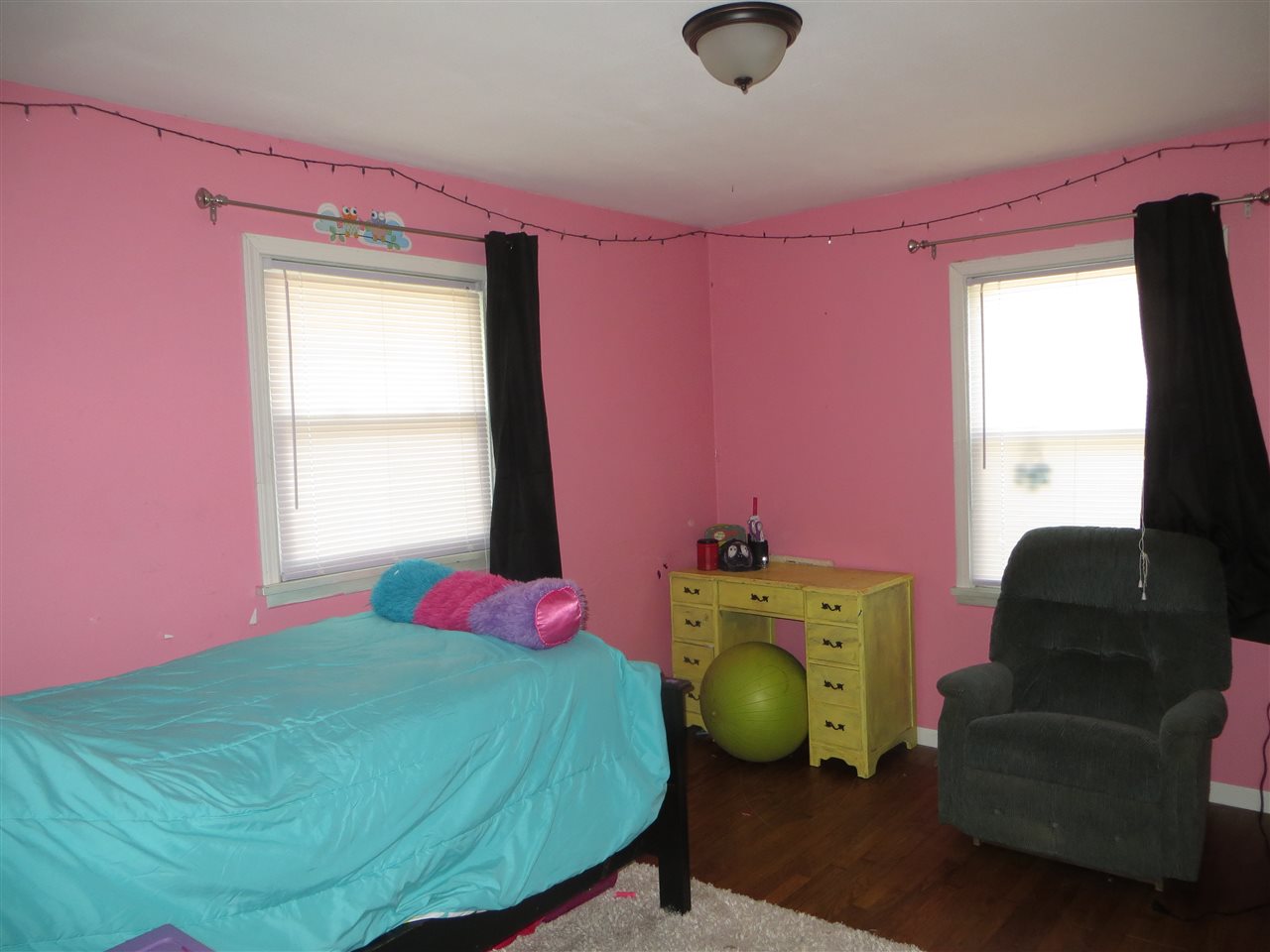 1511 Greenview Ave
