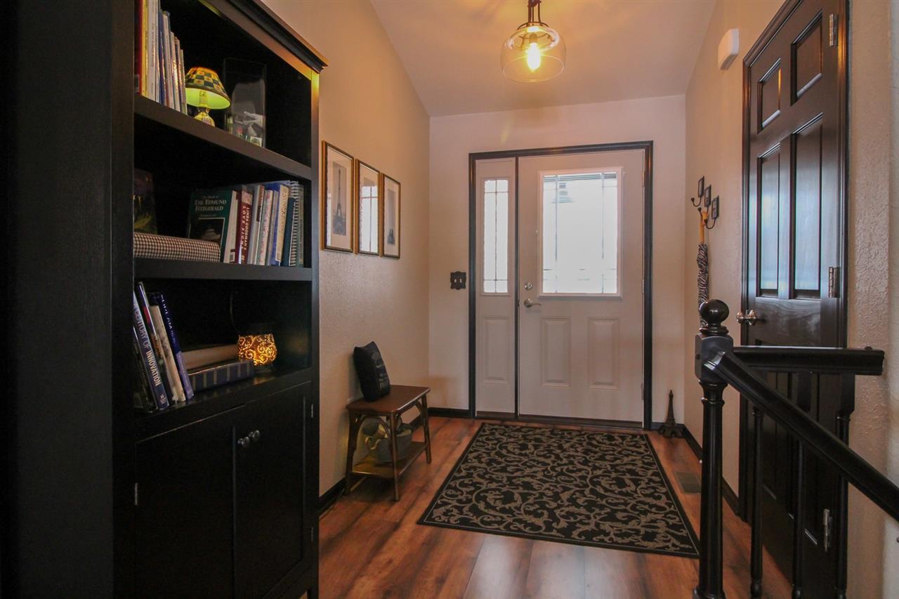 1108 Red Oak Cir
