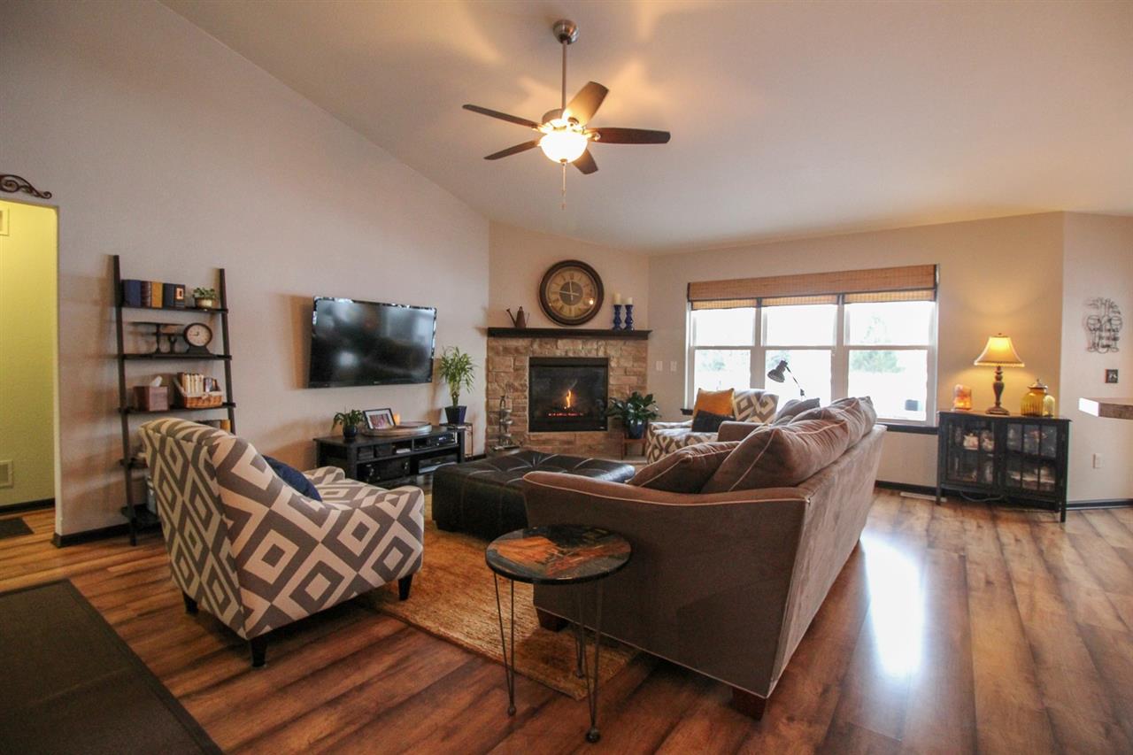1108 Red Oak Cir