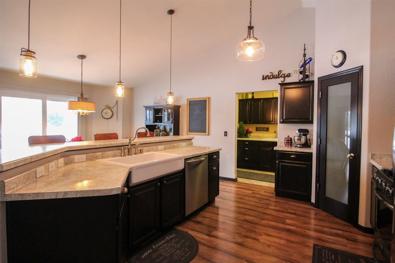1108 Red Oak Cir