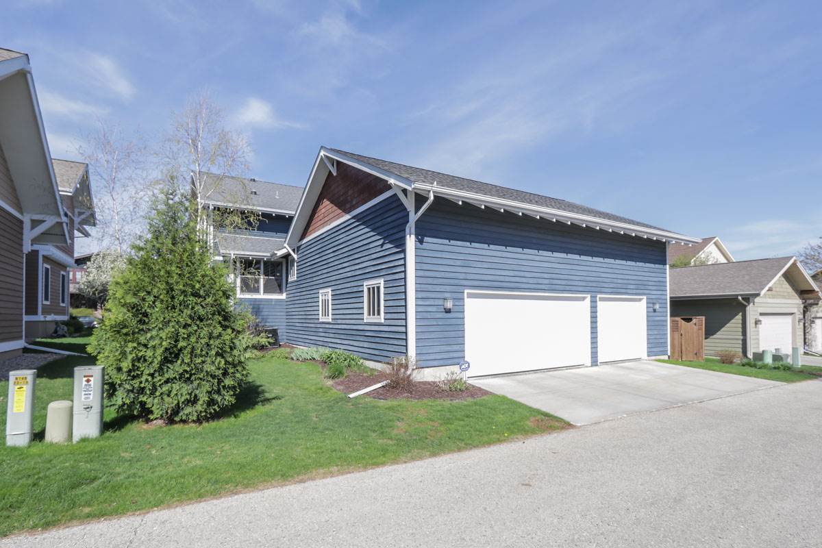 3806 Signature Dr