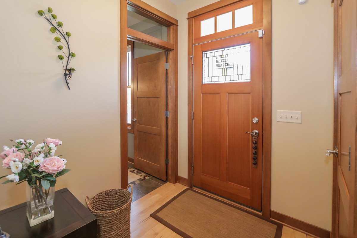 3806 Signature Dr