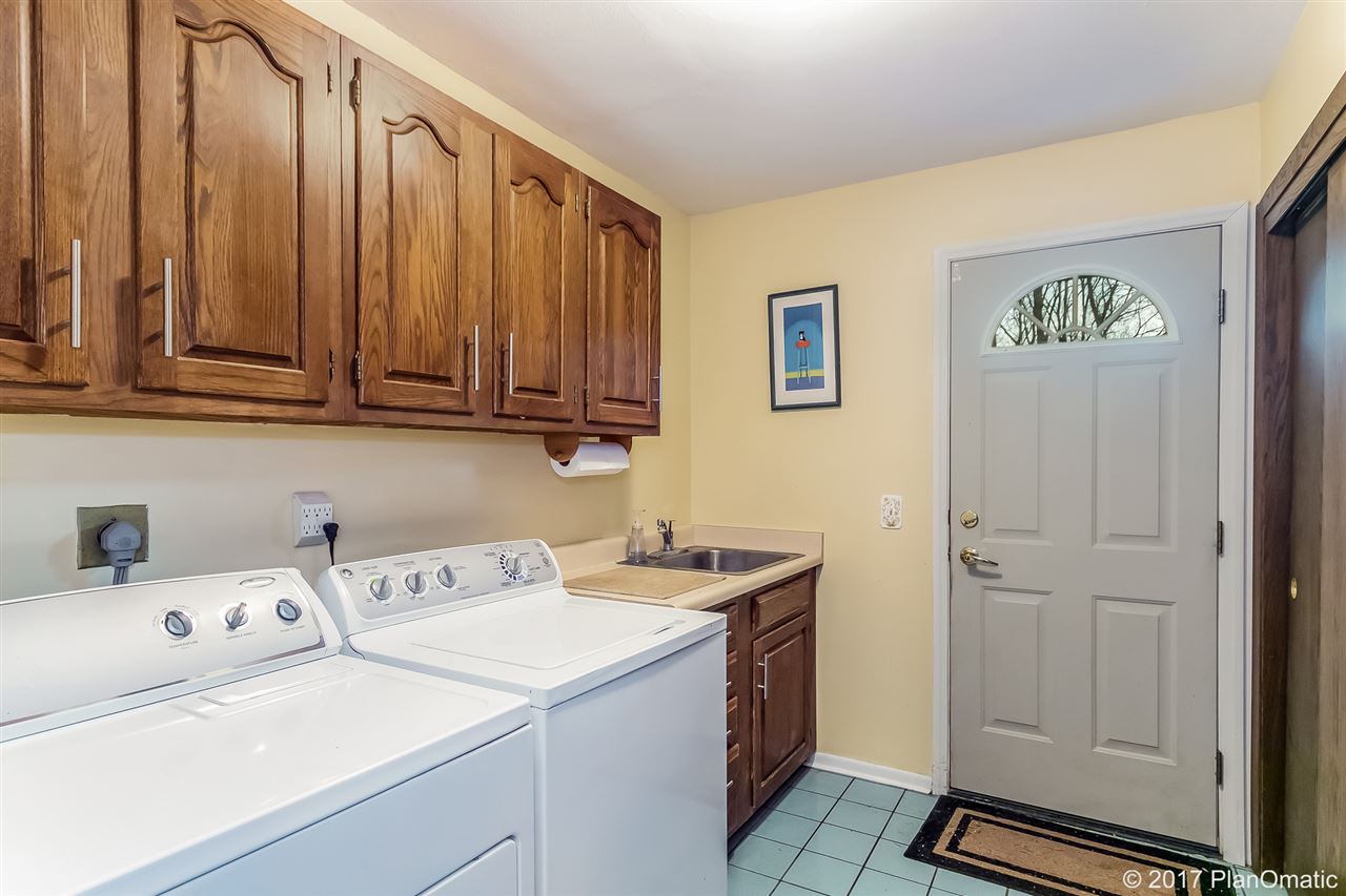 4976 Sunrise Ridge Tr