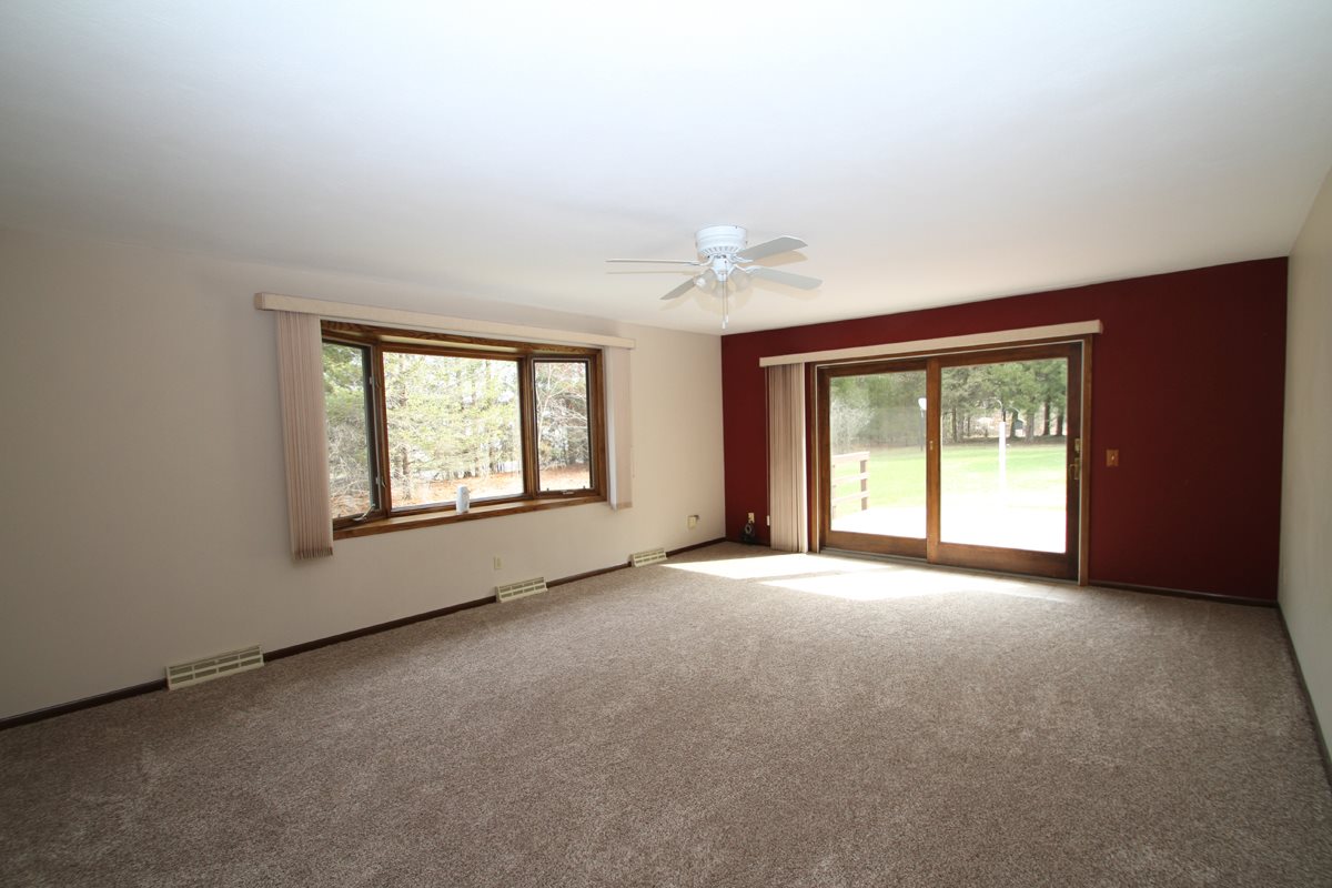 1027 Eagle View Ct