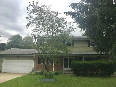 320 W Elm St