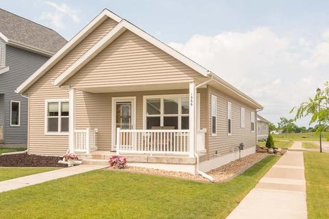 1232 Lori Cir