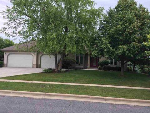 1704 Suwannee Cir