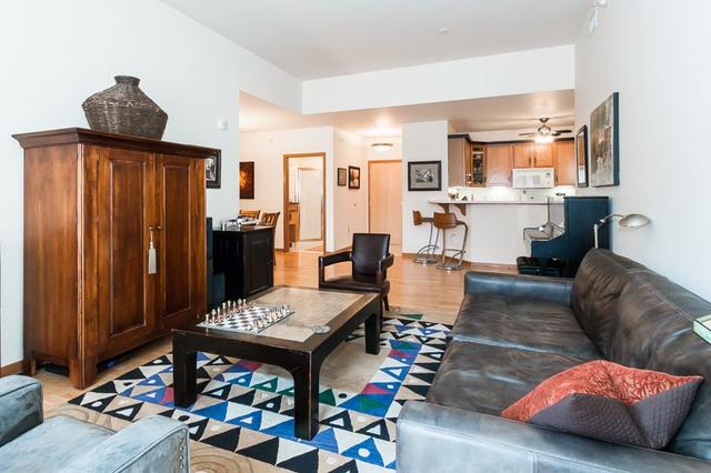 54 S Henry St #1535