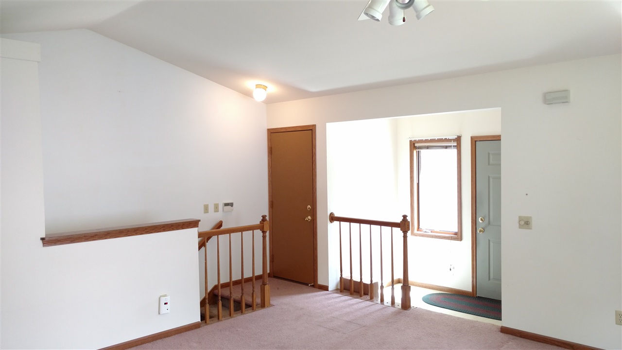 1401 Iowa Dr