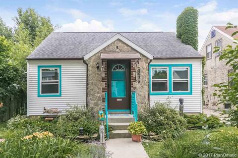 409 Stang St